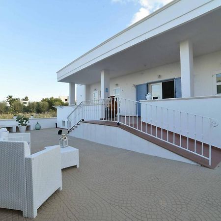 La Caletta Bed And Breakfast Торре-Санта-Сабина Экстерьер фото