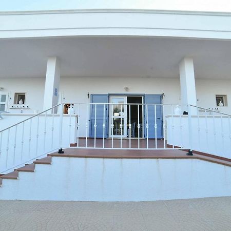 La Caletta Bed And Breakfast Торре-Санта-Сабина Экстерьер фото
