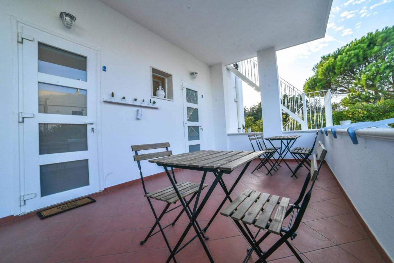 La Caletta Bed And Breakfast Торре-Санта-Сабина Экстерьер фото