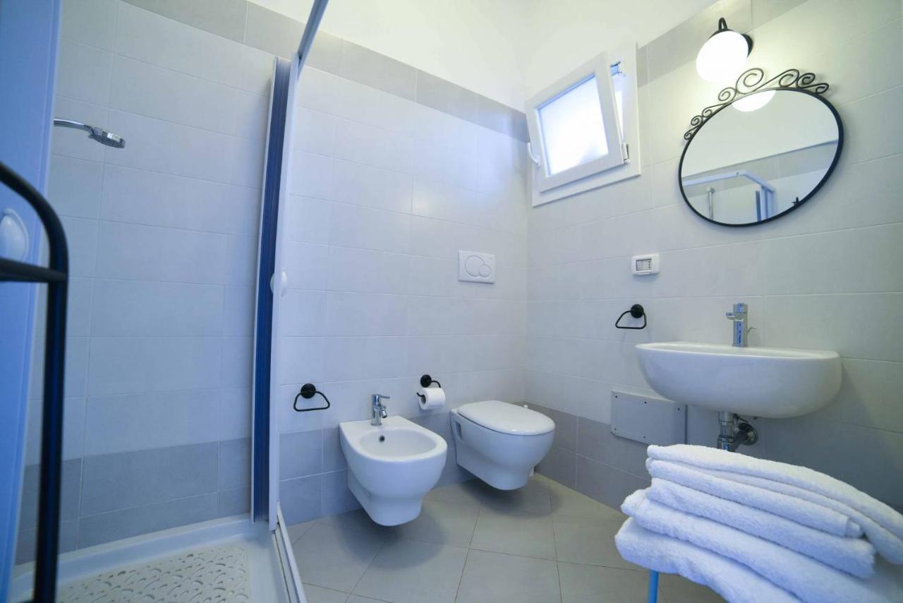 La Caletta Bed And Breakfast Торре-Санта-Сабина Экстерьер фото
