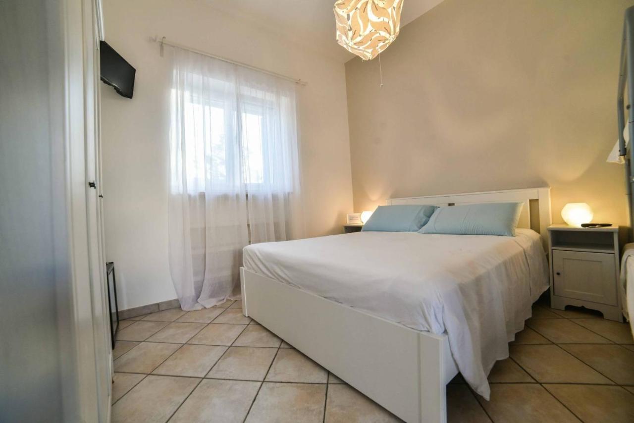La Caletta Bed And Breakfast Торре-Санта-Сабина Экстерьер фото