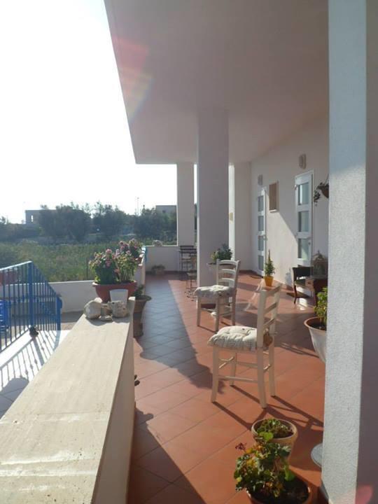 La Caletta Bed And Breakfast Торре-Санта-Сабина Экстерьер фото