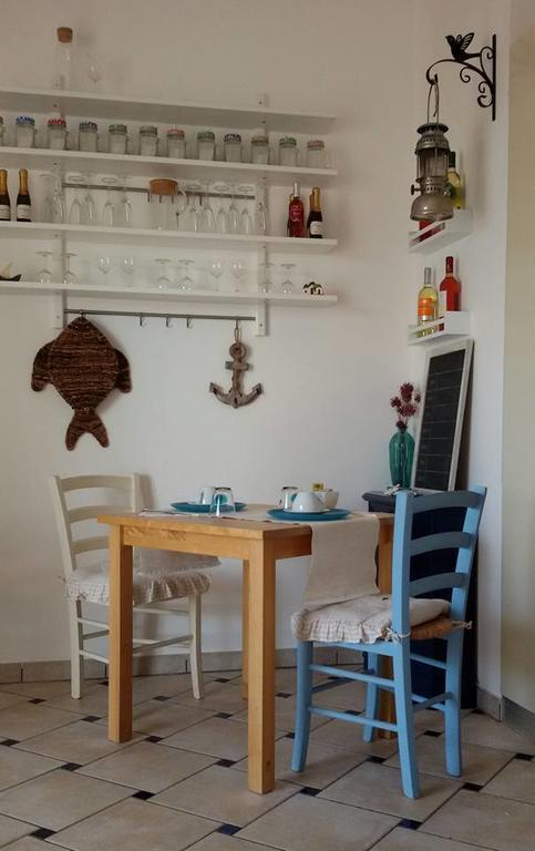 La Caletta Bed And Breakfast Торре-Санта-Сабина Экстерьер фото