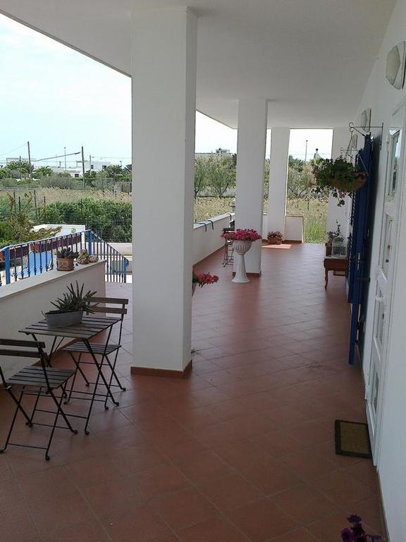 La Caletta Bed And Breakfast Торре-Санта-Сабина Экстерьер фото